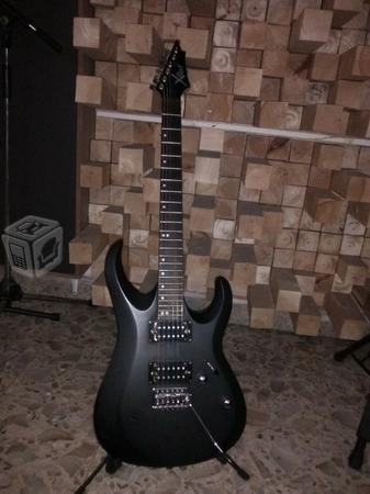 Guitarra Cort X1 nueva
