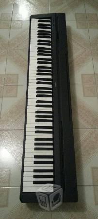 Piano Digital Yamaha P-35 88 Teclas Excelente V/C