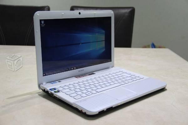 Vaio vpceg blanca como nueva