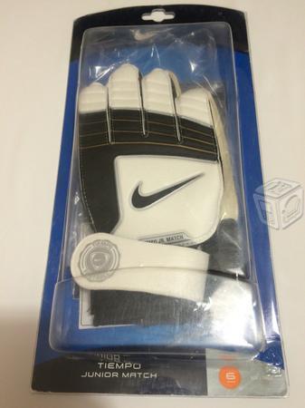 Guantes Nike portero