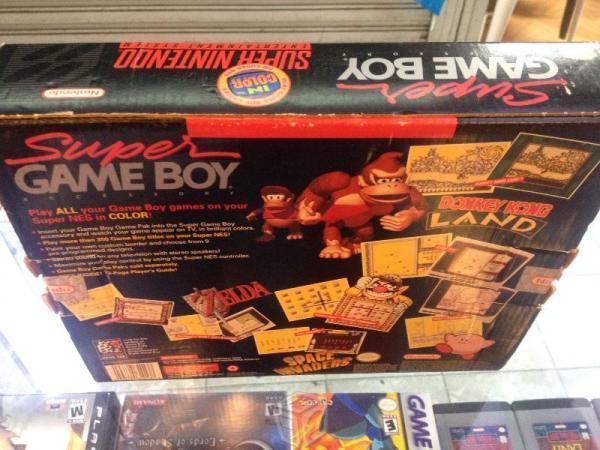 Super Game Boy SNES con caja