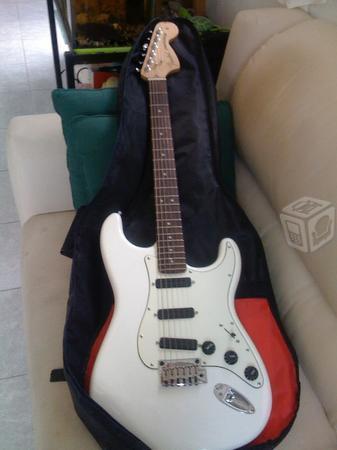 Fender Stratocaster de Luxe USA