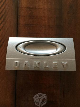 Oakley Metal Ellipsing Brand Plate