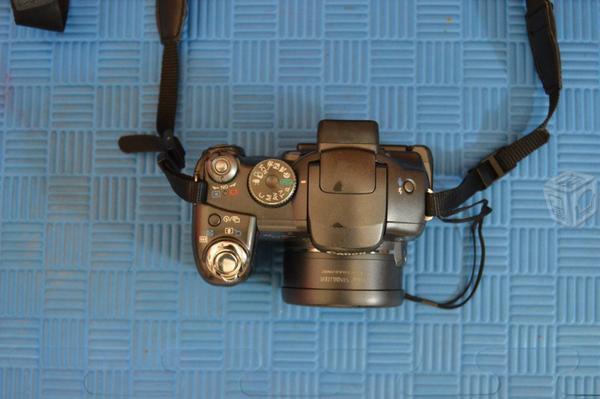 Cámara Semi-Profesional Canon PowerShot S3 IS