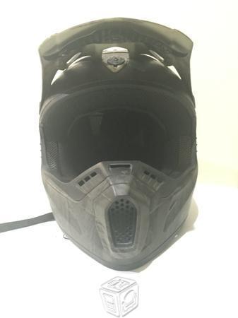 Casco Camuflajeado Zox L