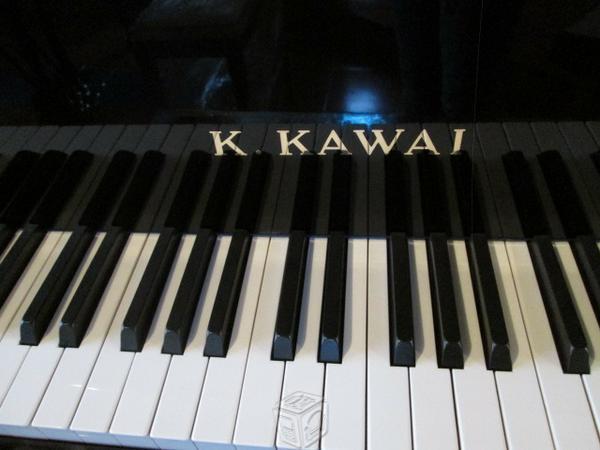 Piano de Cola Marca Kawai, con Piano disk