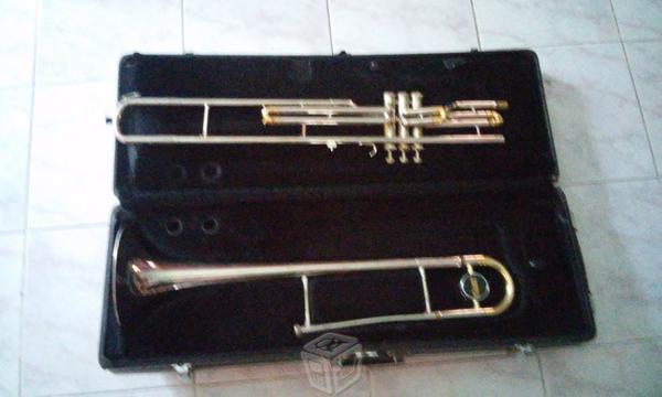 Trombón Júpiter en Sí b