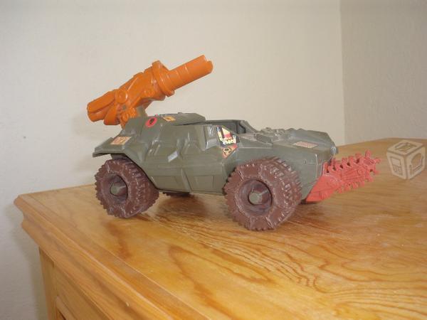 Gi joe bone splitter armored tank 1996