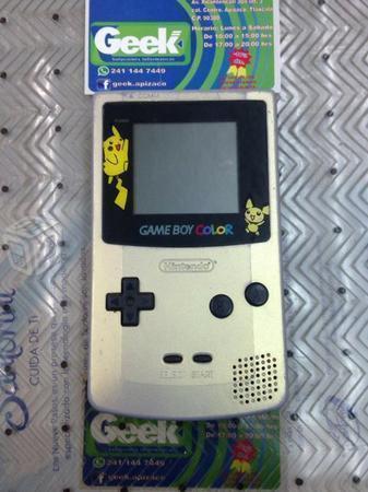 Game boy color edicion pikachu