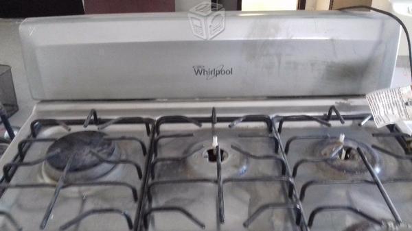 Estufa marca whirlpool 6 quemadores