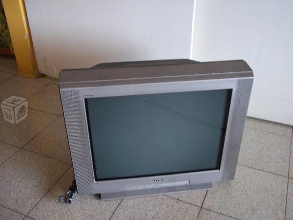 Television sony 25 pulgadas pantalla plana color