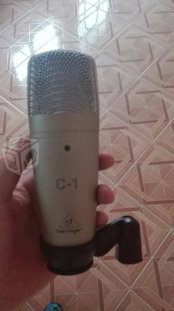 Microfono de condensador Profesional C-1 Behringer