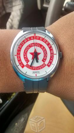 Reloj ruso raketa
