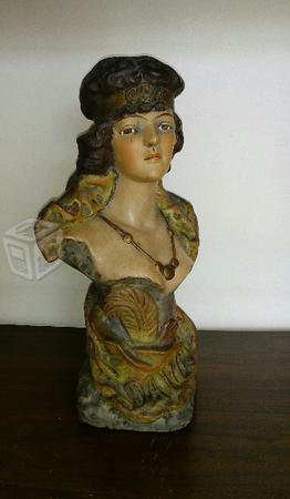 Busto antiguo de dama austriaco en terracota