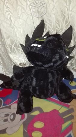 Peluche 1.30m comentrenaratudragon'chimuelo'