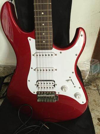 Guitarra Eléctrica Yamaha roja