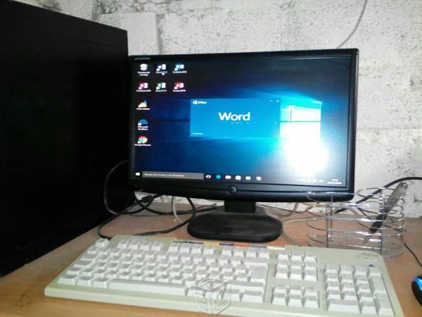 Vendo PC ( leer en la descripcion)