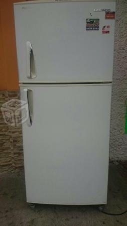 Refrigerador daewoo 15 pies