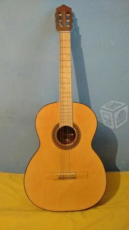 Guitarra Acústica SemiNueva