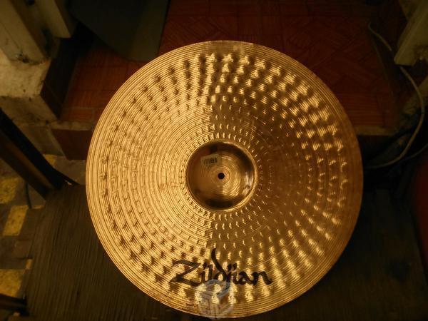 Platillo Ride 20 Zxt Zildjian