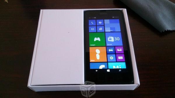 Nokia lumia 630 en muy buen estado COMO NUEVO