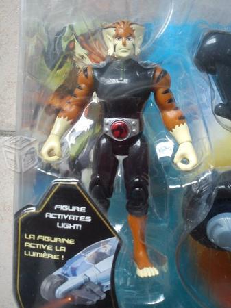 Thundercats tygro. con vehiculo thunder racer