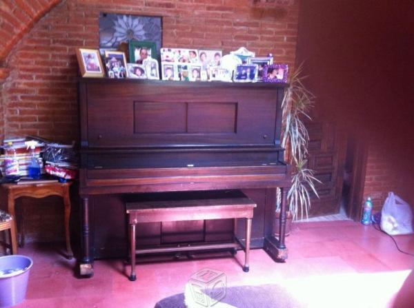 Pianola Antigua