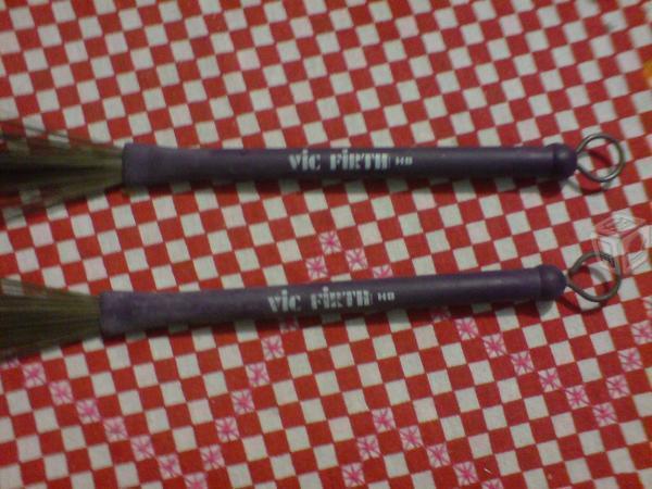 ESCOBILLAS VIC FIRTH HB nuevas