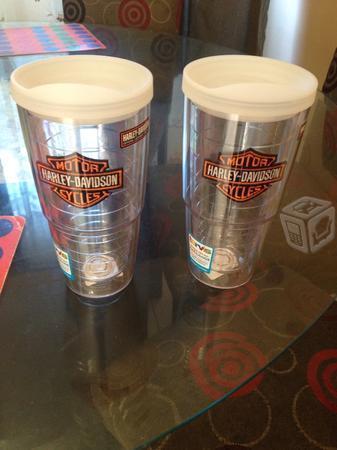 Hielera Harley Davidson con 2 vasos de 24 oz