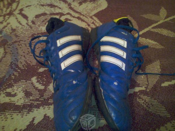 Tenis multitaco semi nuevos del #6