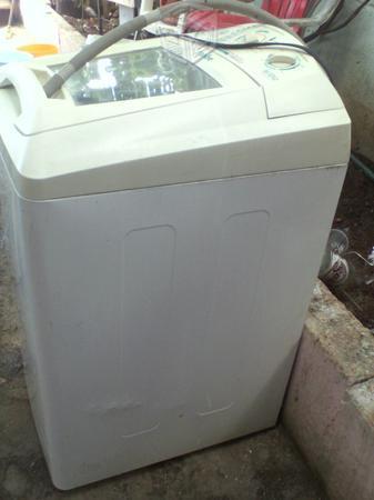 Vendo lavadora o cambio por un aire acondicionado