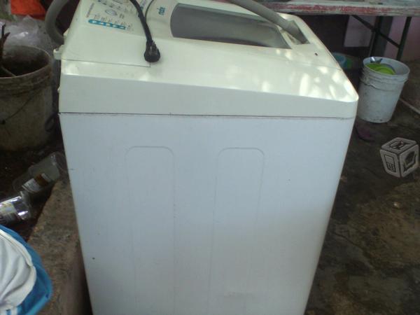 Vendo lavadora o cambio por un aire acondicionado
