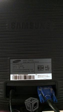 Monitor Samsung LED HD 19
