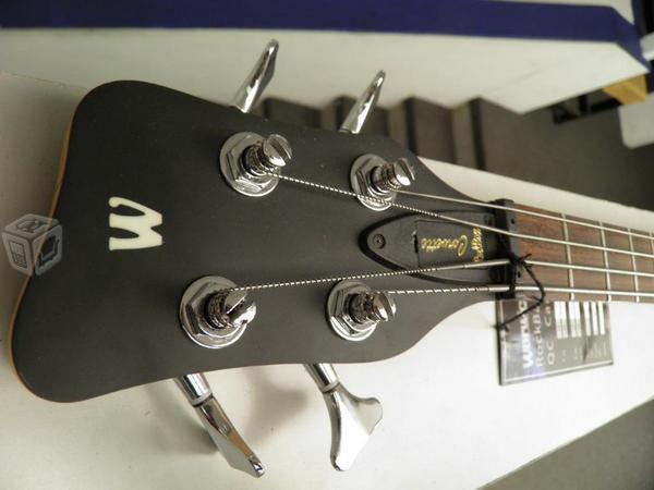 Bajo warwick rockbass corvette