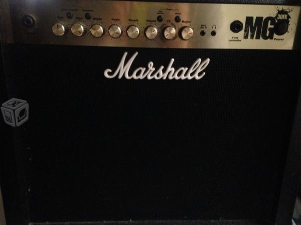 Amplificador Marshall MG30