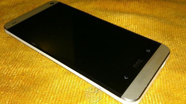 One m7 HTC v o c