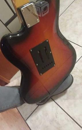 Guitarra fender jagmaster