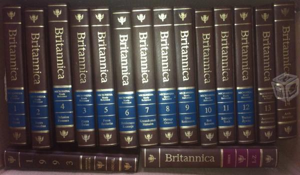 Encyclopedia Britannica 1993 Complete Set of 33