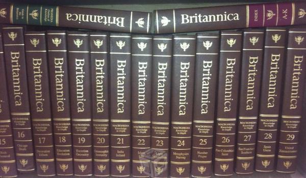 Encyclopedia Britannica 1993 Complete Set of 33