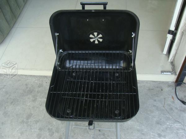 Asador back yard grill