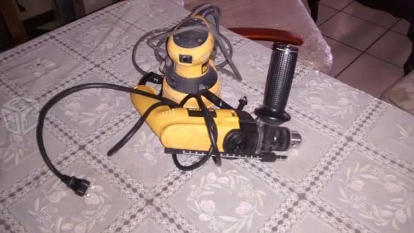 Lijadora orbital y taladro rotonartillo dewalt