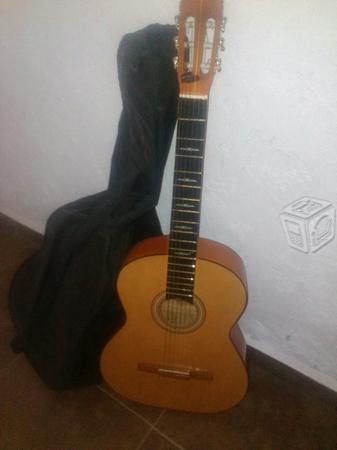 Guitarra nueva