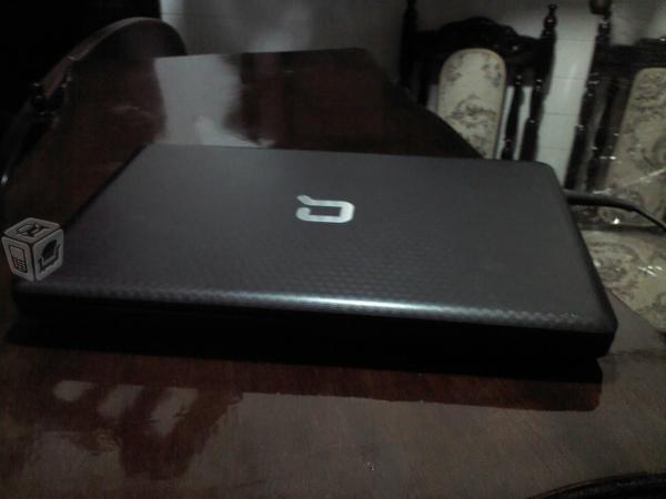 Laptop compaq presario cq42