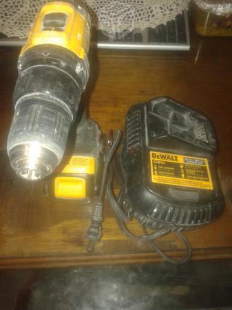 Taladro-atornillador dewalt 20v.de 1/2