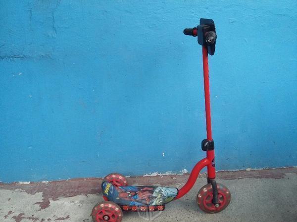 Patín scooter para niño