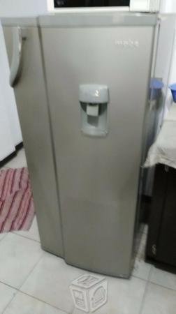 Refrigerador 8 pies mabe