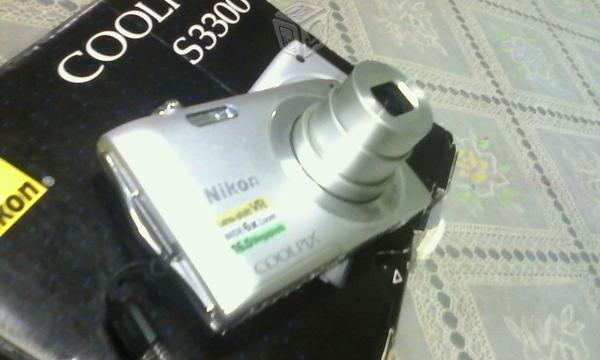 Camara digital nikon coolpix s3300