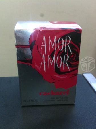 Perfume Amor Amor rojo