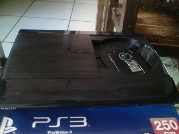 Play station 3 slim 250 gb