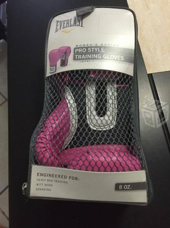 Guantes Everlast 8onz. Color rosa